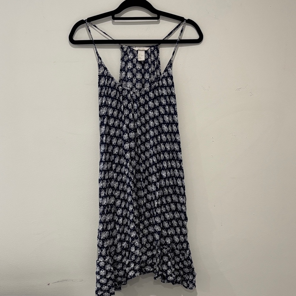 H & M Navy and White Patterned Flowy Women's Dress